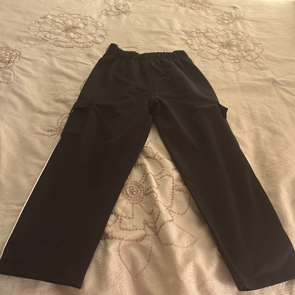 Kids Pittsburgh Penguins black Reebok track pants size 7 elastic waist - Picture 9 of 9